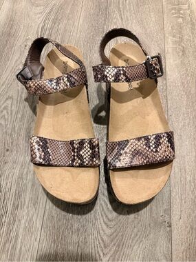 Dirty Laundry Women's Snake-Print Strap Sandals - Brown/Tan